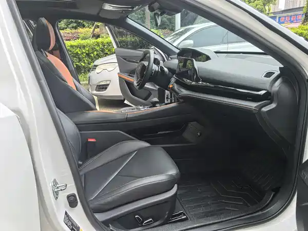 Changan UNI-V 2022