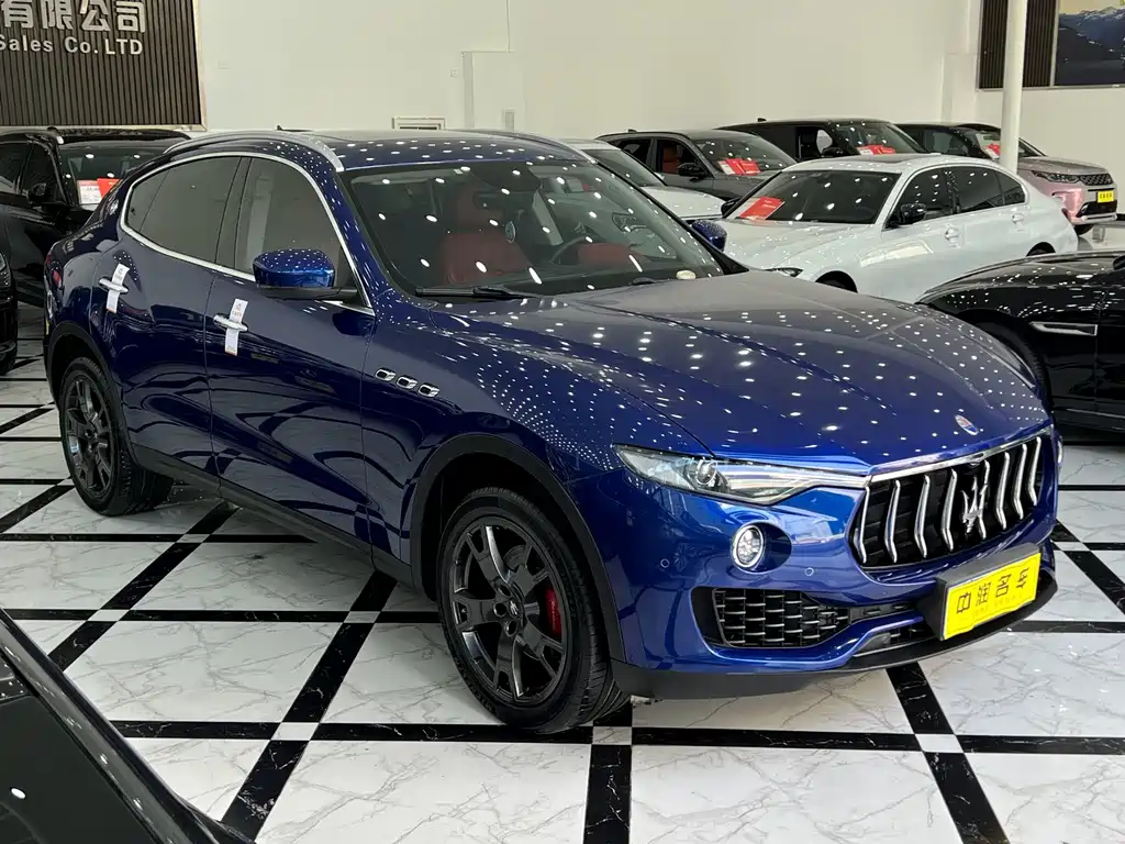 Maserati Levante 2019 — фото 17