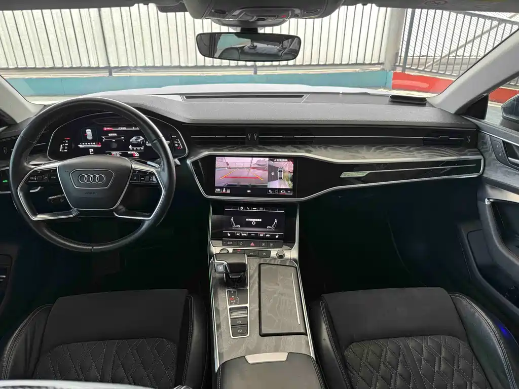 Audi A7L 2022 — фото 6