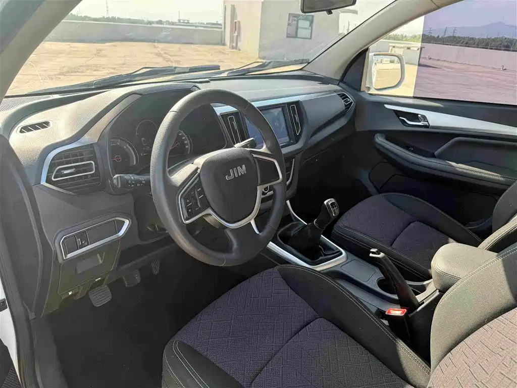 Isuzu RE-MAX Ruimai 2022 — фото 3