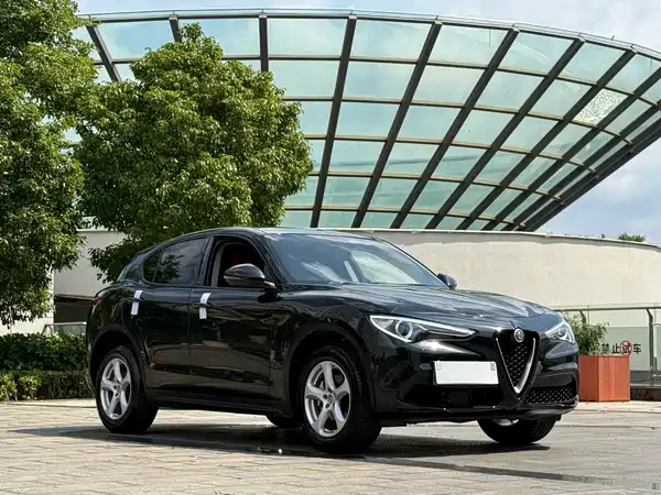 Alfa Romeo Stelvio 2019