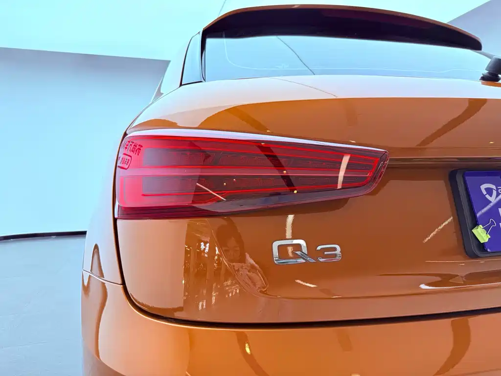 Audi Q3 2016 — фото 22