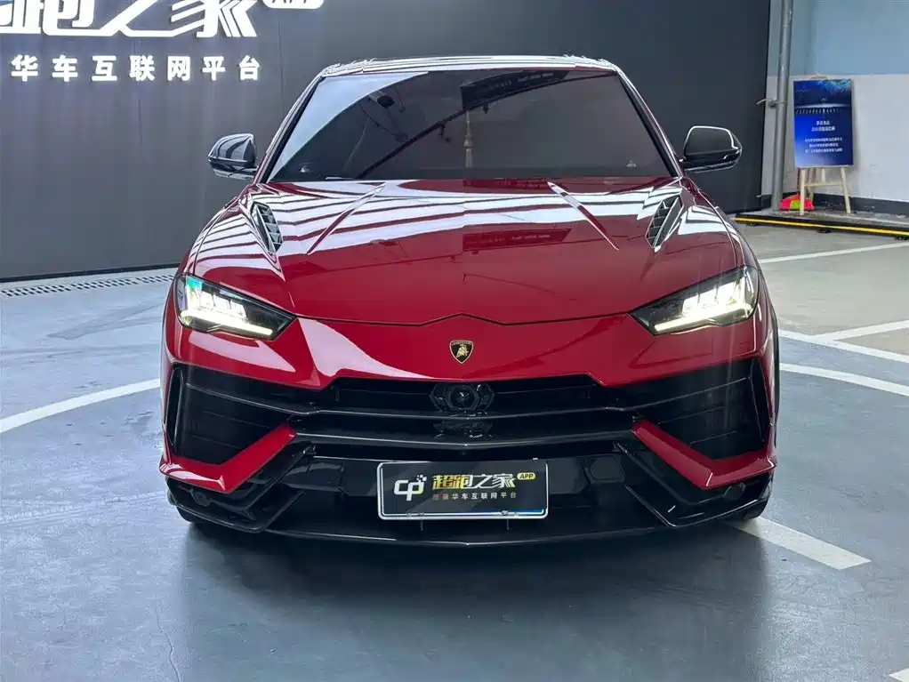 Lamborghini Urus 2023 — фото 2