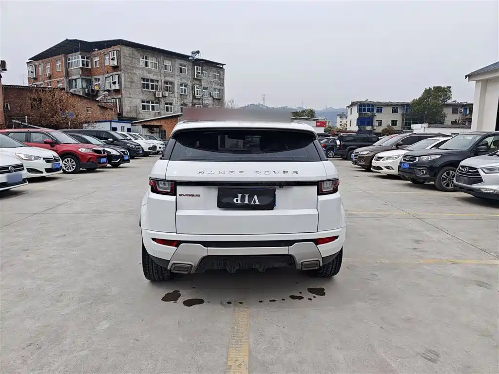 Land Rover Evoque 2017 — фото 24