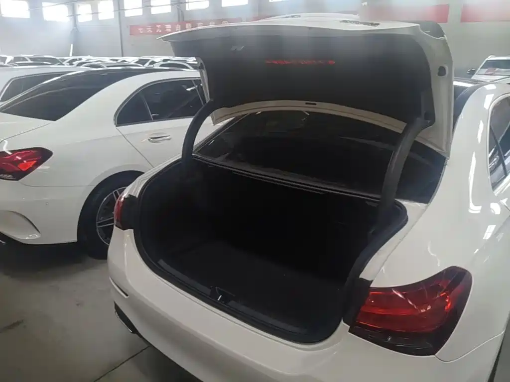 Mercedes-Benz A-Class 2023 — фото 19