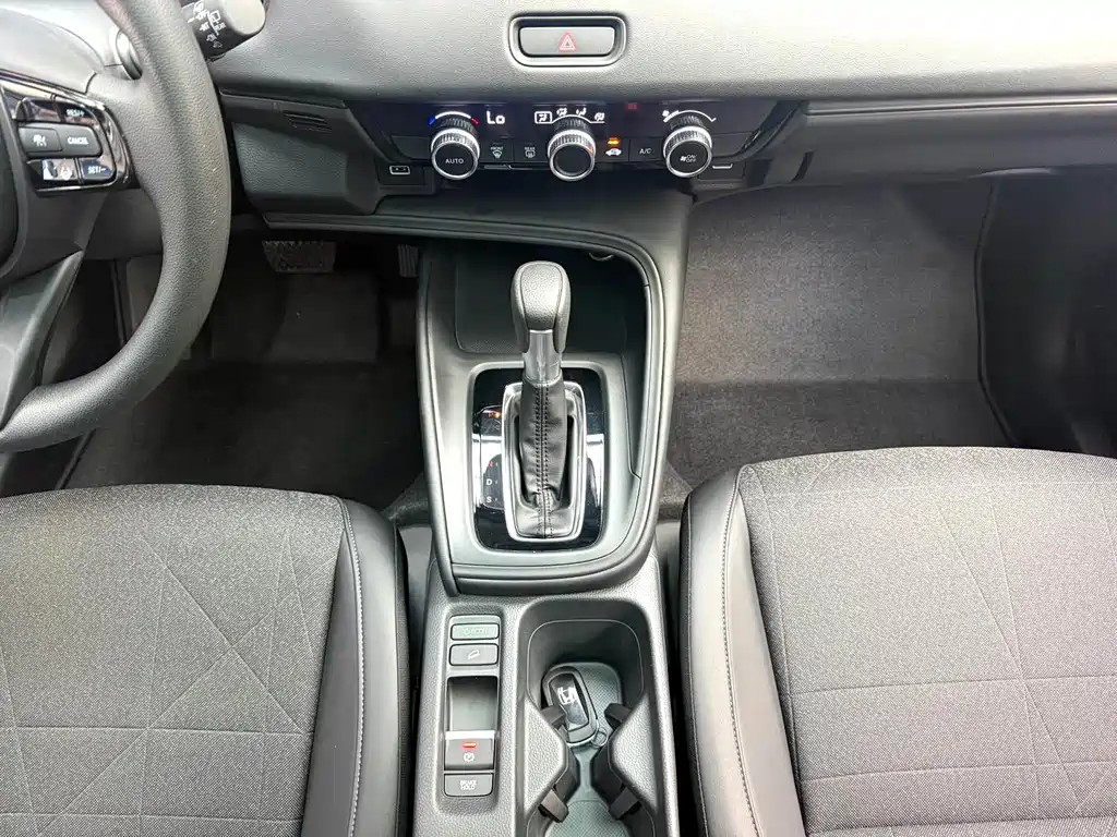 Honda Vezel 2023 — фото 11