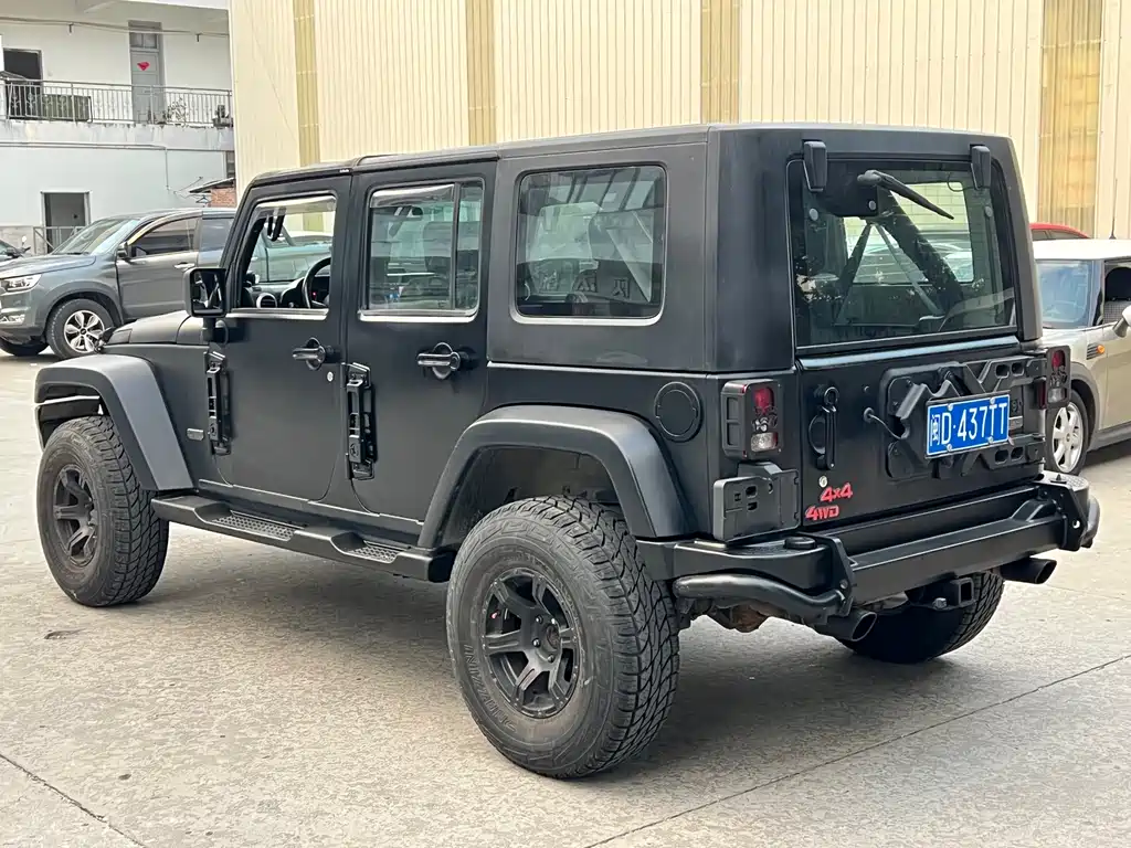 Jeep Wrangler 2008 — фото 6