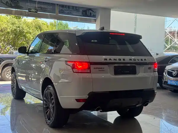 Land Rover Range Rover Sport 2018