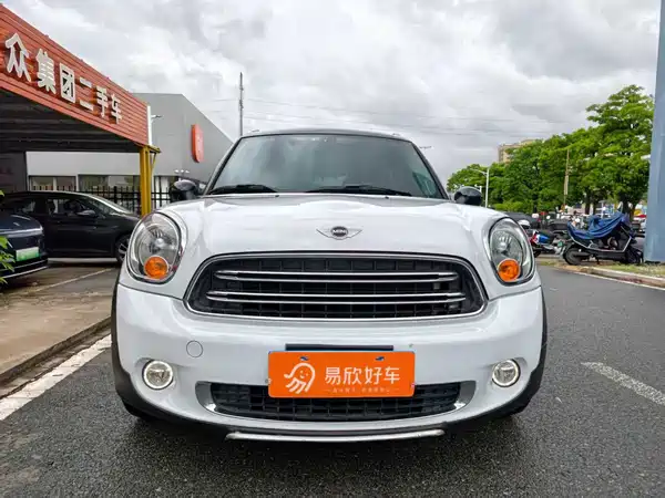 MINI Countryman 2015