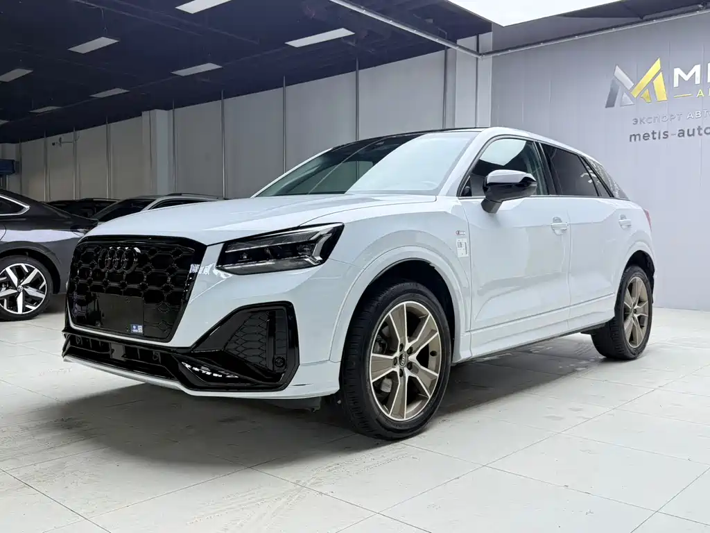 Audi Q2L 2022