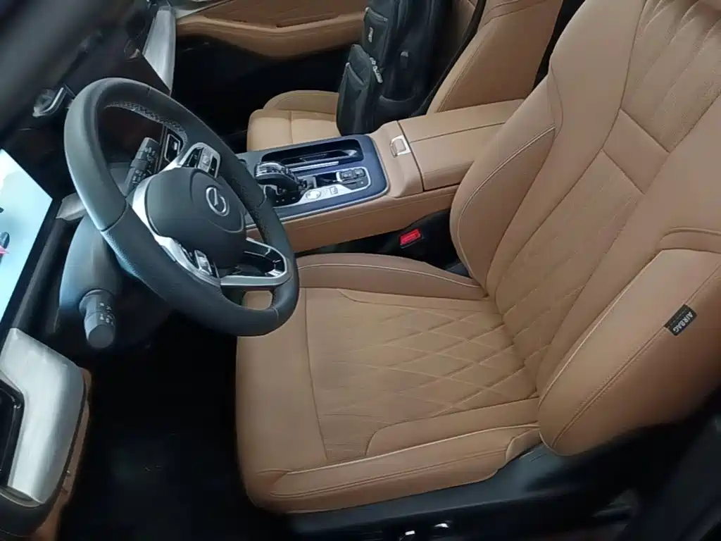 GAC Trumpchi GS8 2025 — фото 15