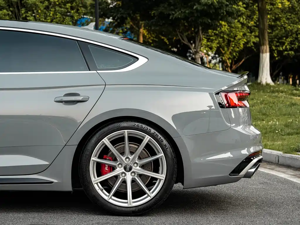 Audi RS 5 2019 — фото 8