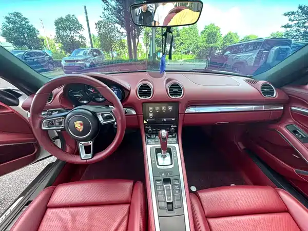Porsche 718 2021