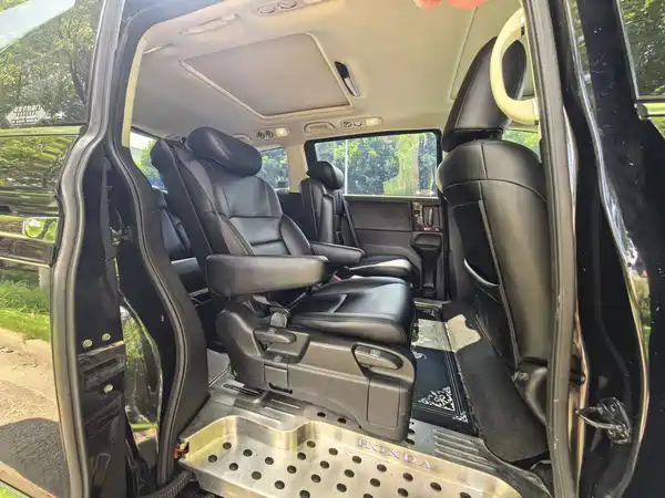 Honda Elysion 2018