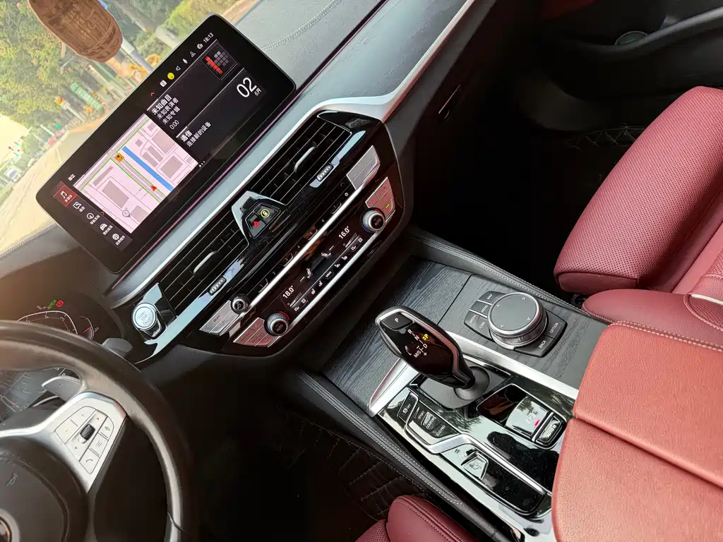 BMW 5 Series 2023 — фото 18