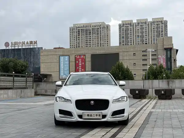 Jaguar XFL 2017