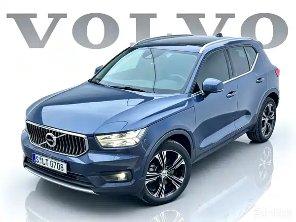 Volvo XC40 2021