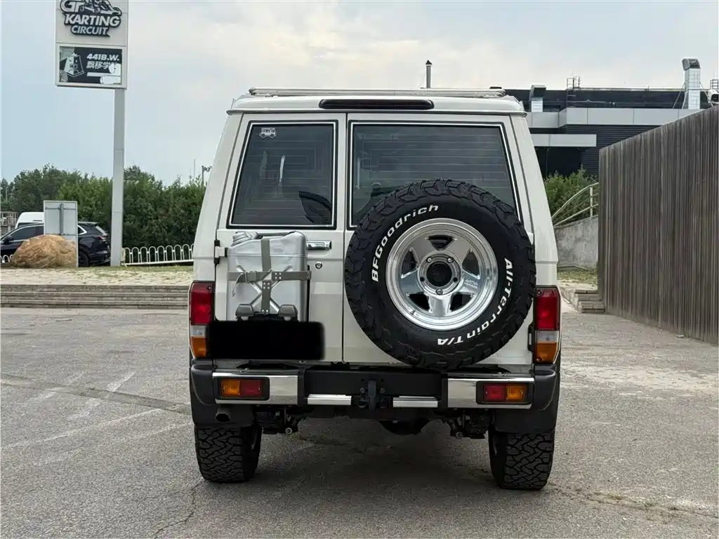 Toyota Land Cruiser 2025 — фото 10