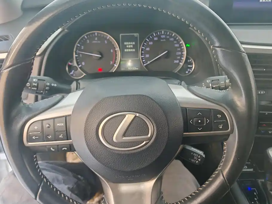 Lexus RX 2019 — фото 15
