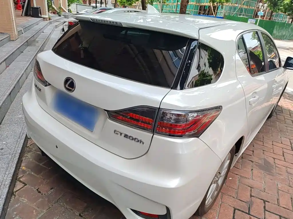 Lexus CT 2015