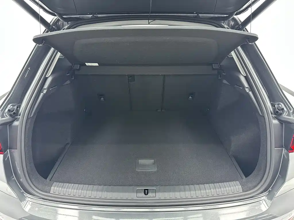 Audi Q3 2023 — фото 18