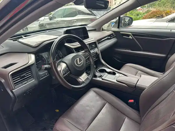 Lexus RX 2020