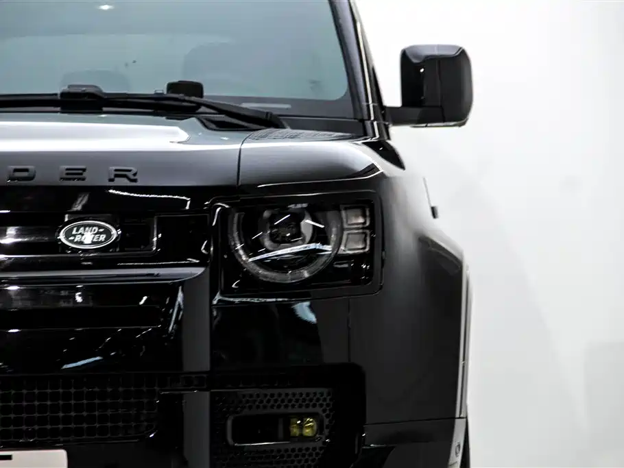 Land Rover Defender 2025 — фото 9