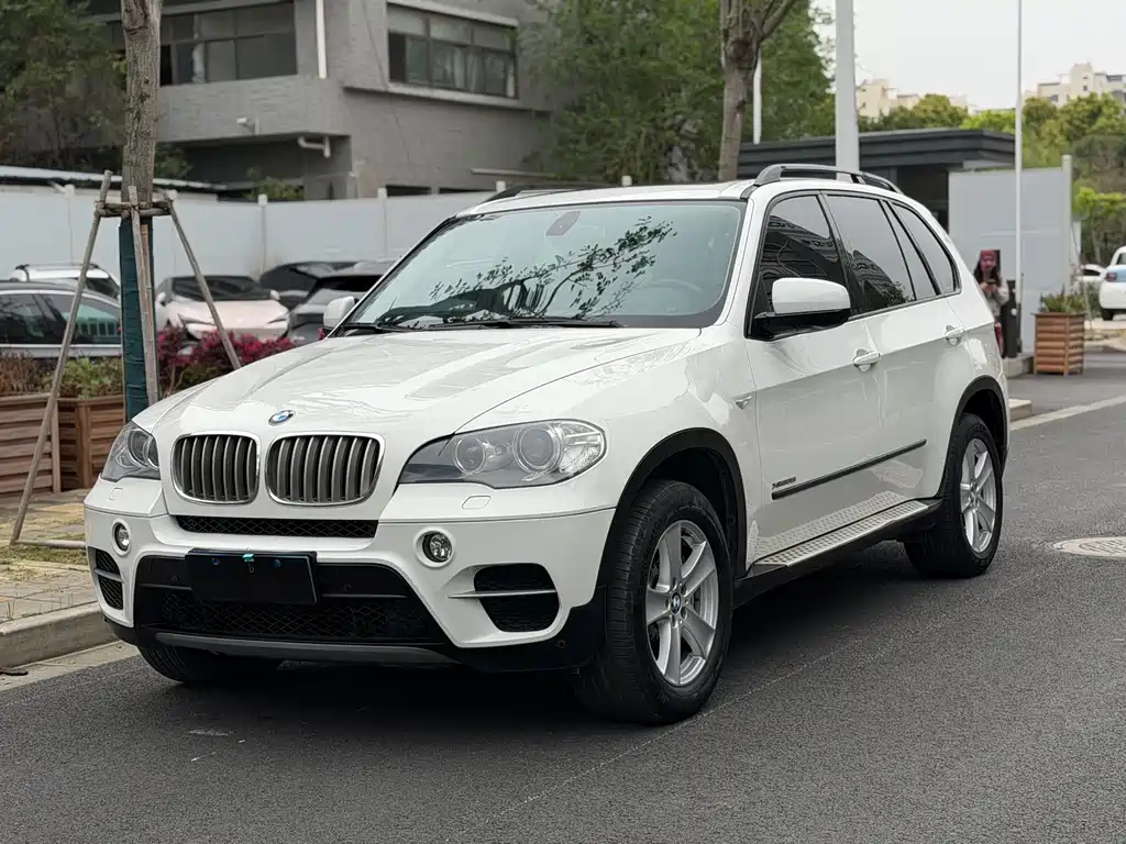 BMW X5 2011 — фото 1