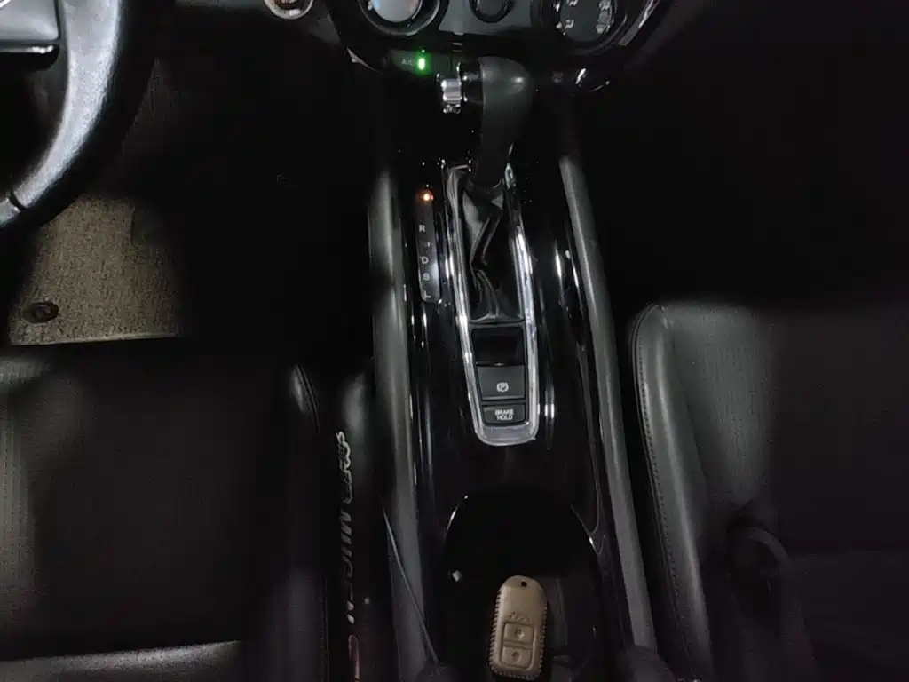 Honda Vezel 2018 — фото 14
