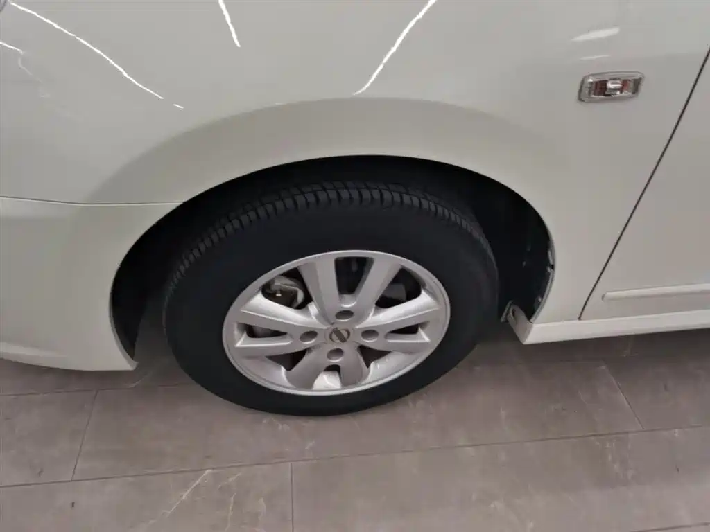 Nissan Sylphy 2019 — фото 23