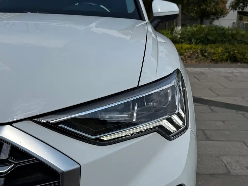 Audi Q3 2022 — фото 10
