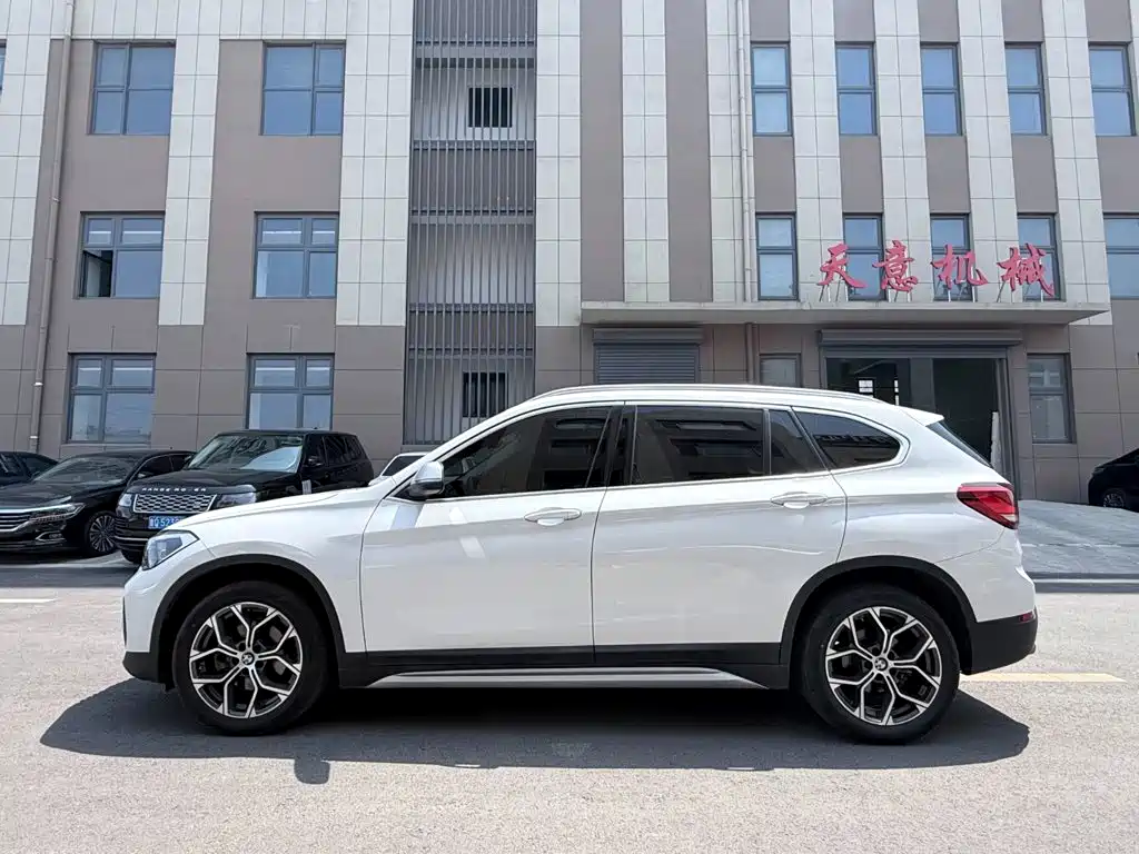 BMW X1 2023 — фото 8