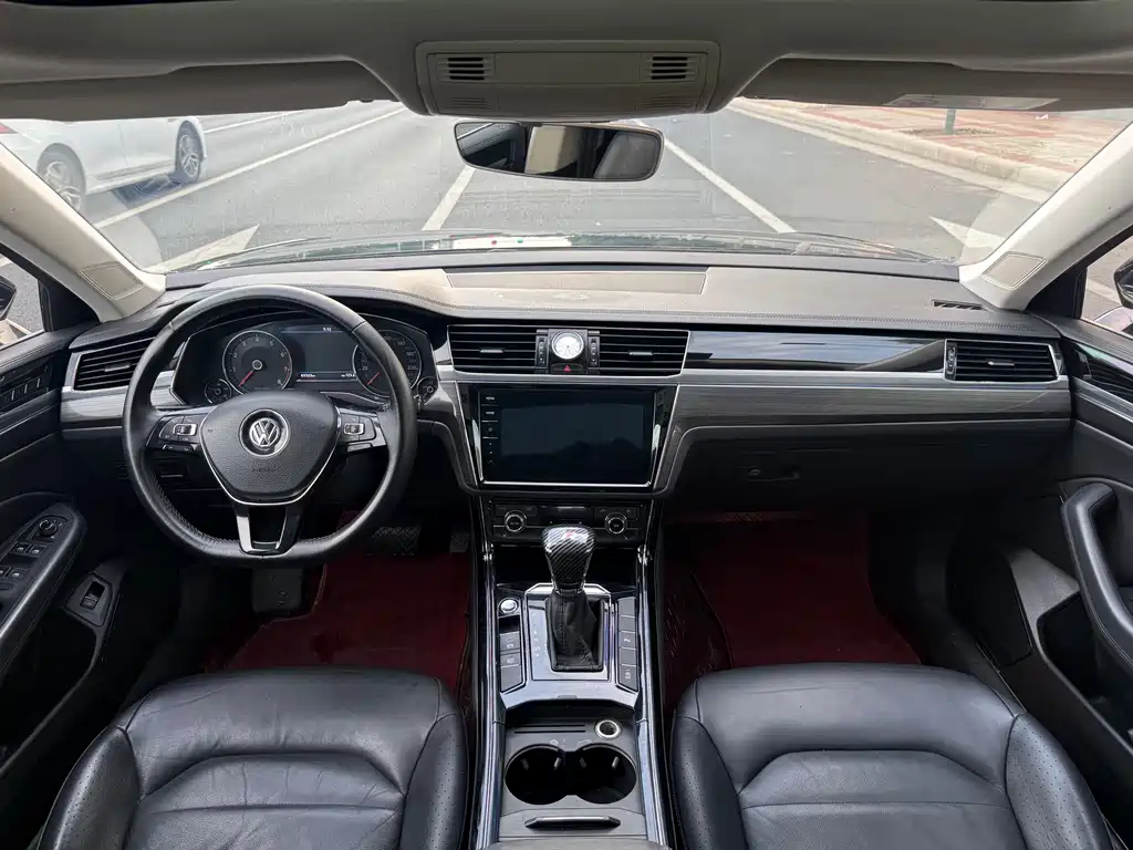 Volkswagen Phideon 2020