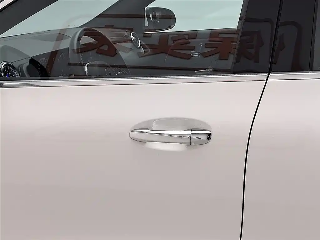 Mercedes-Benz GLA 2023 — фото 18