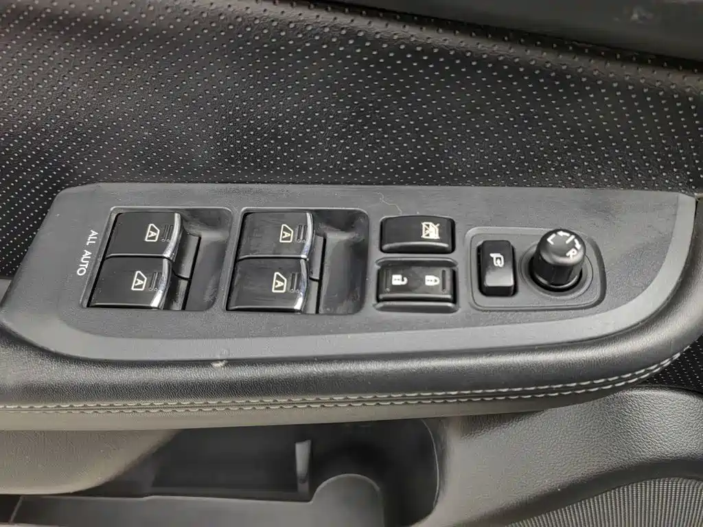Subaru Outback 2015 — фото 9