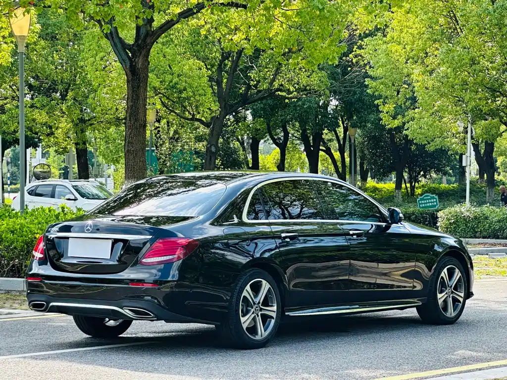 Mercedes-Benz E-Class 2020