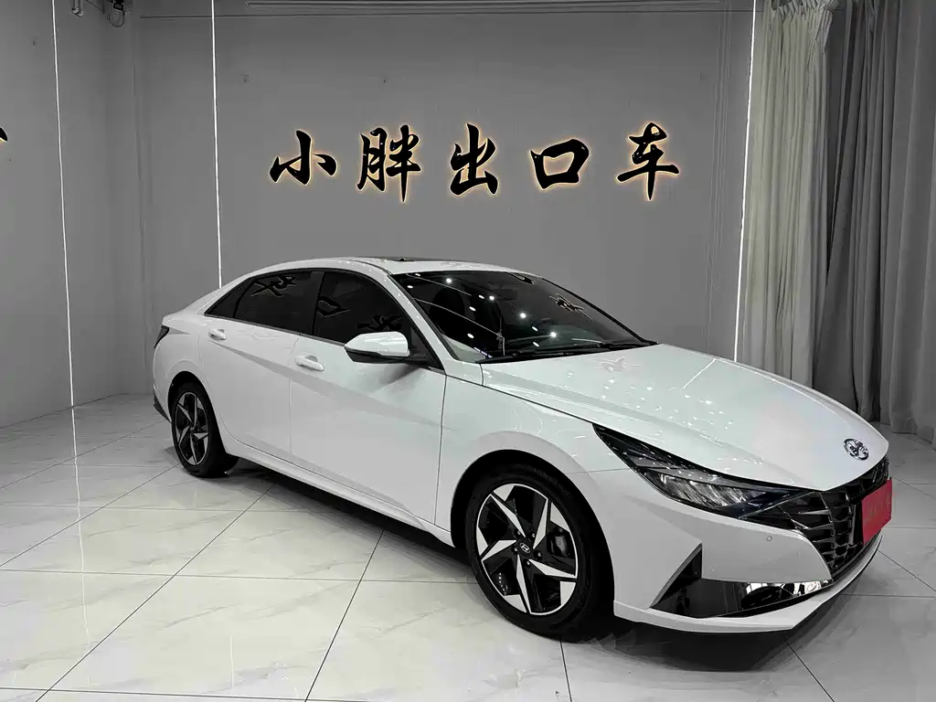Hyundai Elantra 2023
