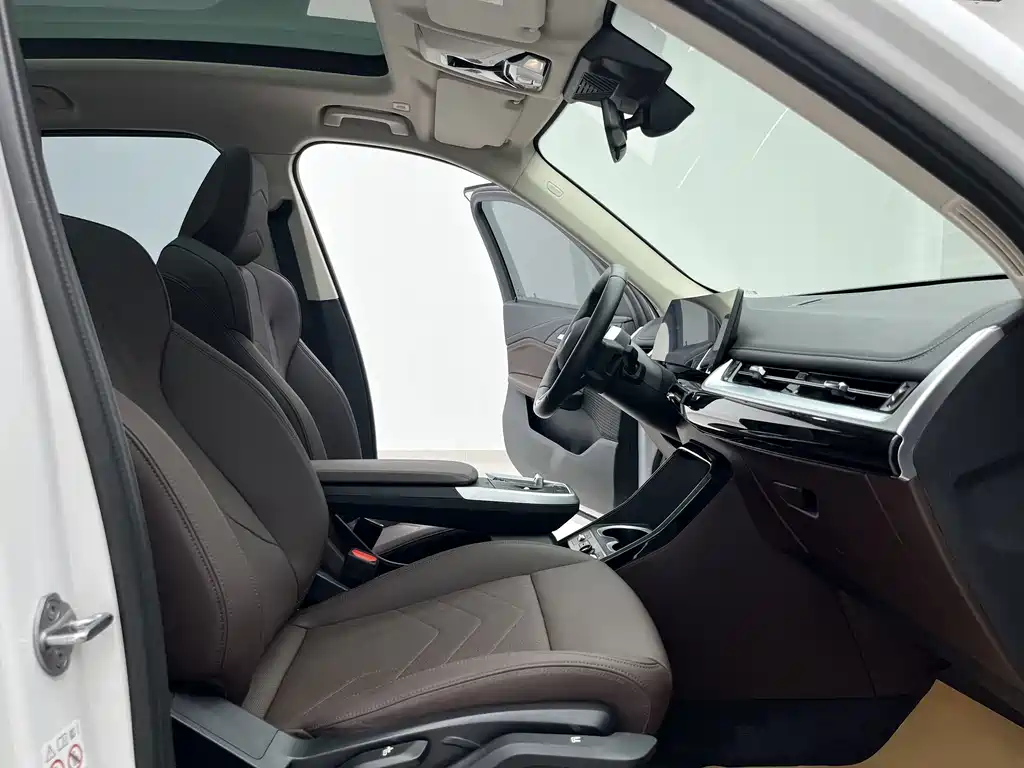 BMW X1 2024 — фото 11