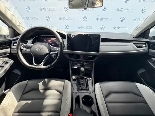 Volkswagen Bora 2024