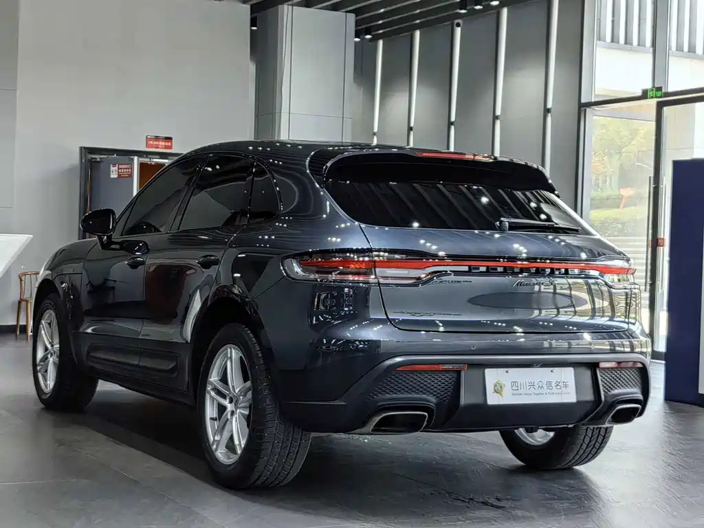 Porsche Macan 2023 — фото 4