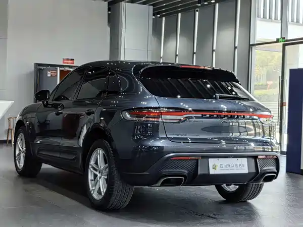 Porsche Macan 2023