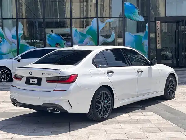BMW 3 Series 2021