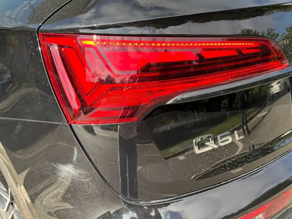 Audi Q5L 2024 — фото 30