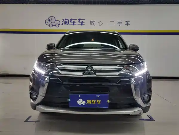 Mitsubishi Outlander 2018