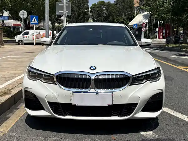 BMW 3 Series 2021
