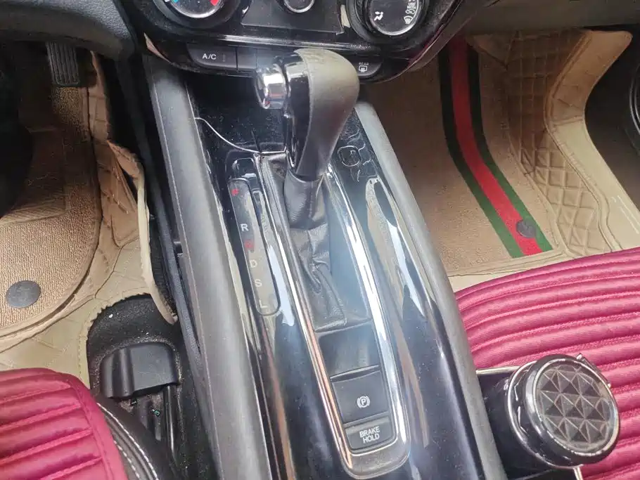 Honda Vezel 2016 — фото 16