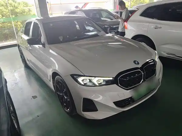 BMW i3 2023