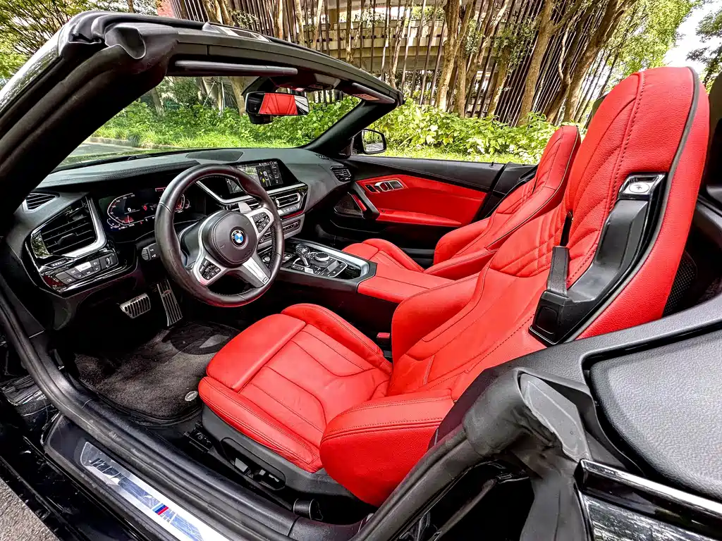 BMW Z4 2021 — фото 10