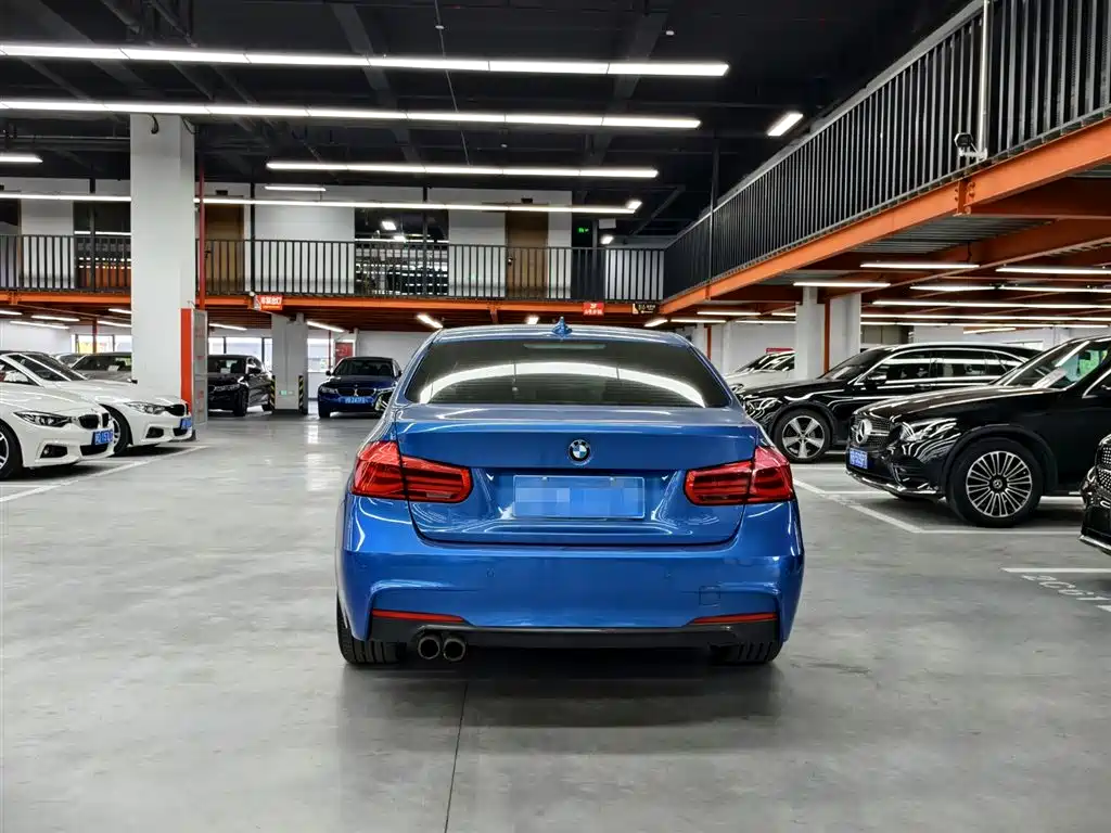BMW 3 Series 2017 — фото 14