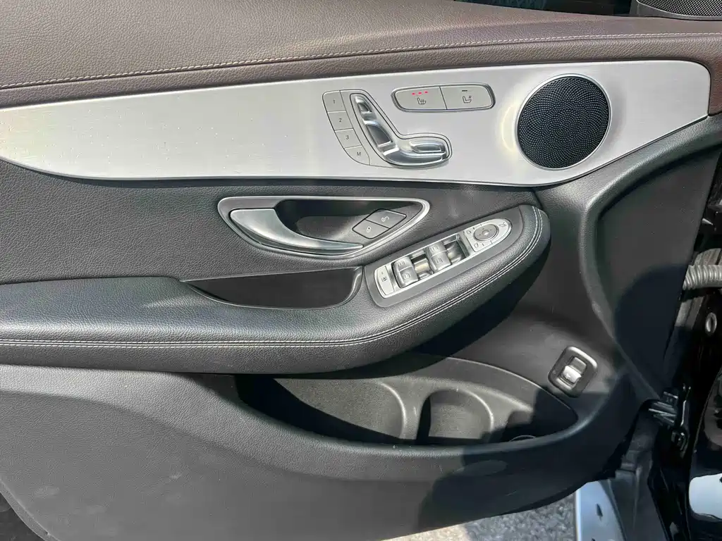 Mercedes-Benz GLC 2022 — фото 19